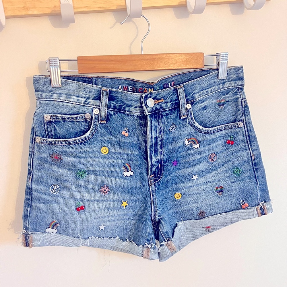 American Eagle 90s Denim Boyfriend Shorts